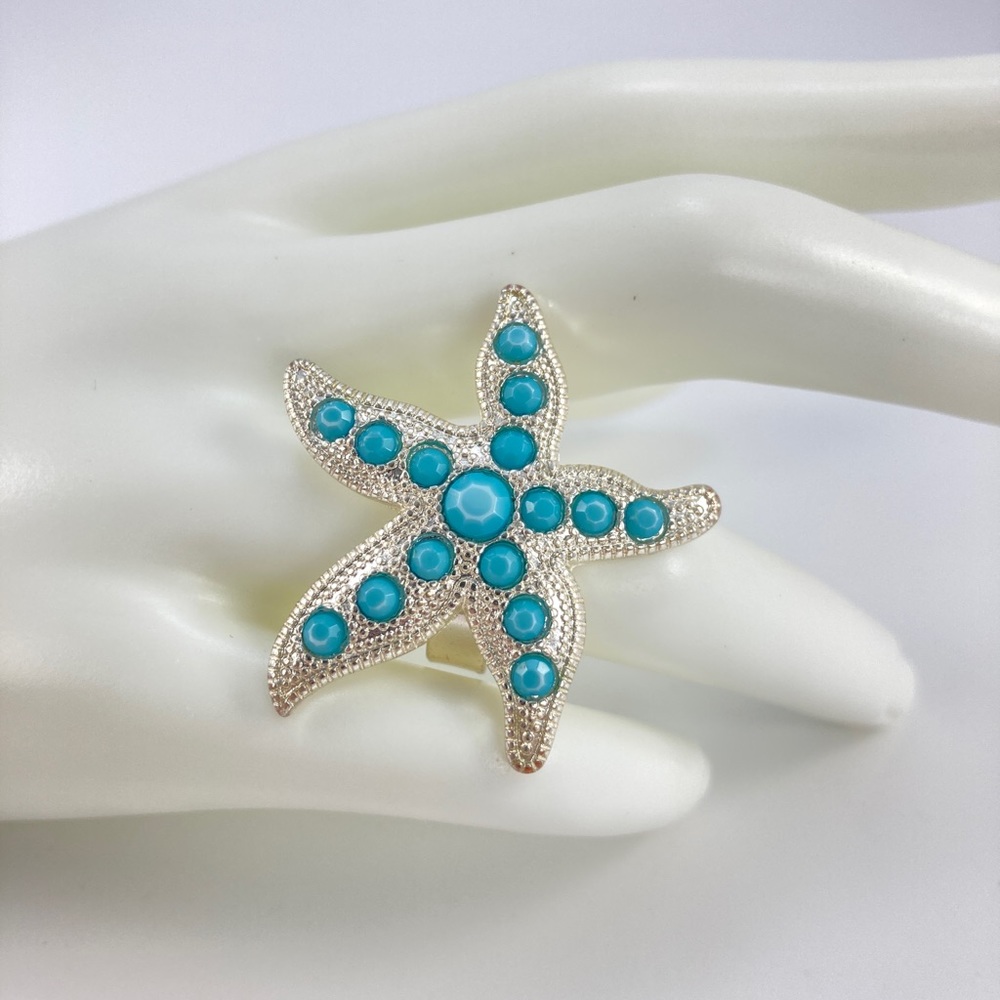 Starfish Cocktail Ring Pale Blue Stones & Silver Finish Statement Ring - Picture 3 of 7